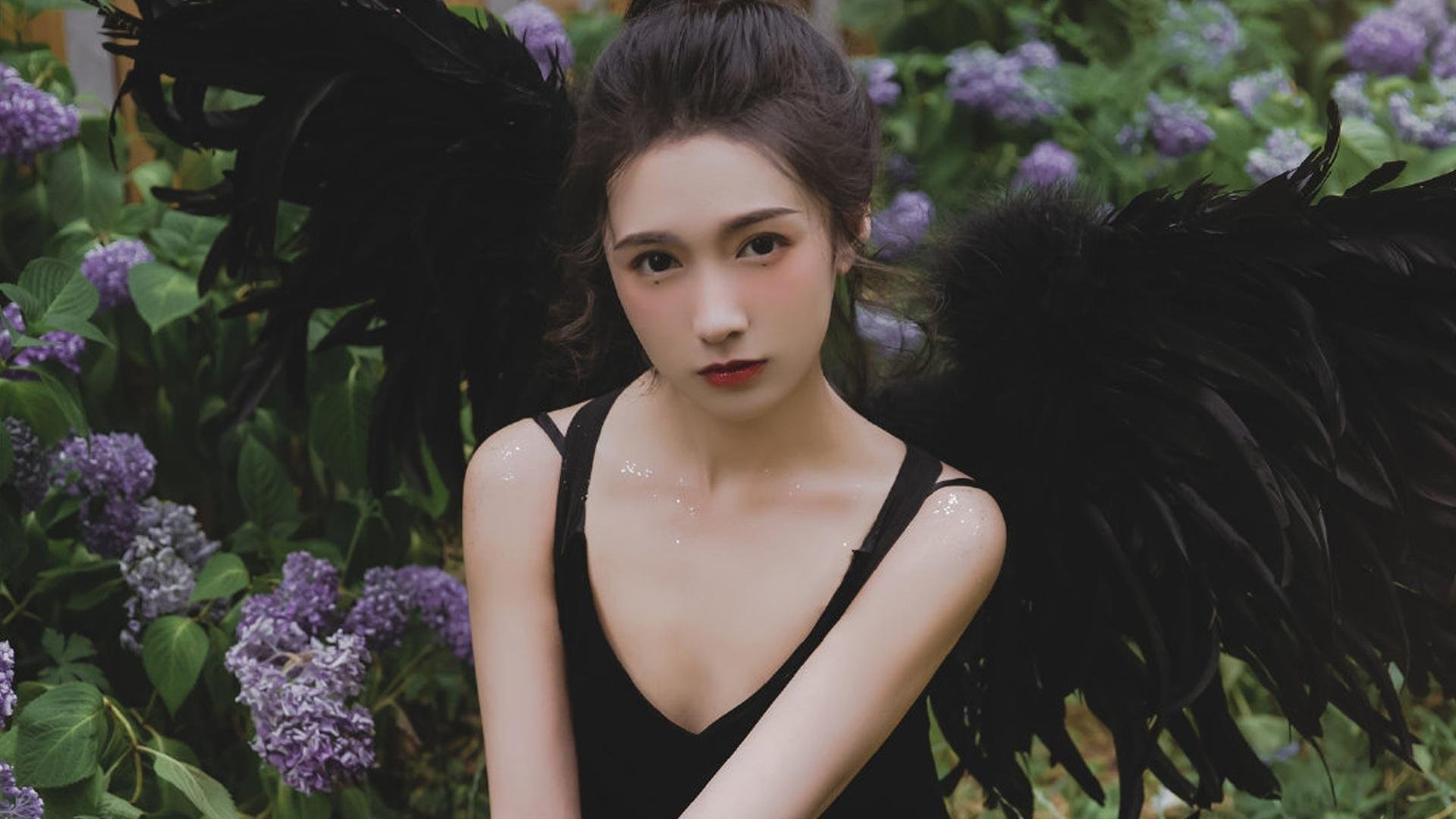 张伟丽回顾比赛称打法逐步成熟，张伟丽比赛怎么样了